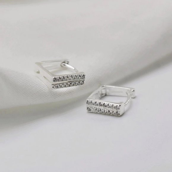*925 Sterling Silver Diamond Square Hoop Earrigs - Picture 2 of 9